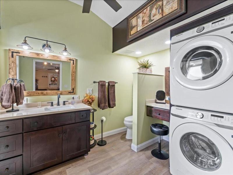 College Park-Orlando 5Star Villa Oasis - Home Away From Home - Quiet Neighborhood-Private Botanical Courtyard - Mins From Eola,Dt, Winter Park - Free Parking & Ev Plug In ภายนอก รูปภาพ
