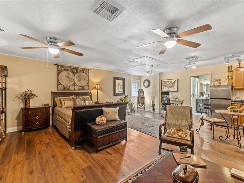 College Park-Orlando 5Star Villa Oasis - Home Away From Home - Quiet Neighborhood-Private Botanical Courtyard - Mins From Eola,Dt, Winter Park - Free Parking & Ev Plug In ภายนอก รูปภาพ